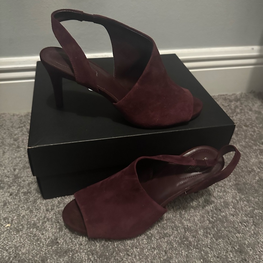 Bandolino Maroon Slingback Heels
